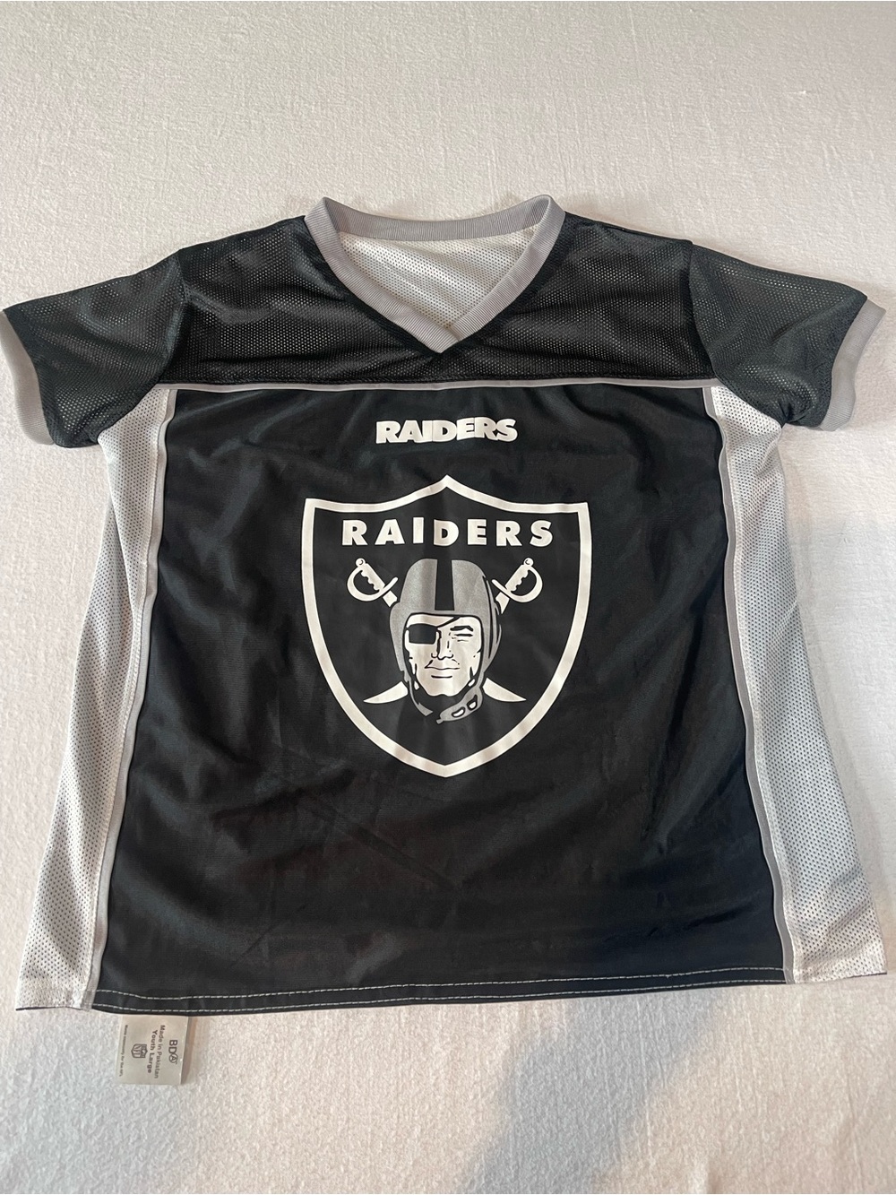 NFL Raiders Flag Football Reversible Jersey Kids Silver & Black Top - Picture 5 of 12